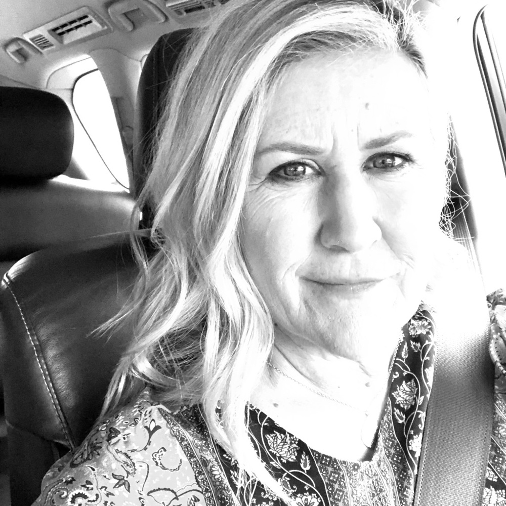 Meet your Posher, Melissa